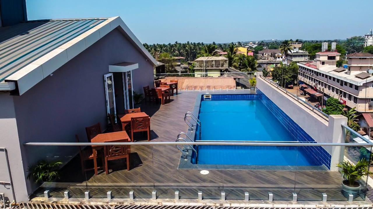 Cosmique Clarks Inn Suites Goa Margao Exteriér fotografie