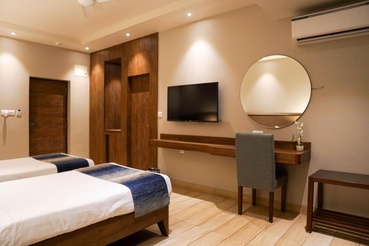 Cosmique Clarks Inn Suites Goa Margao Exteriér fotografie