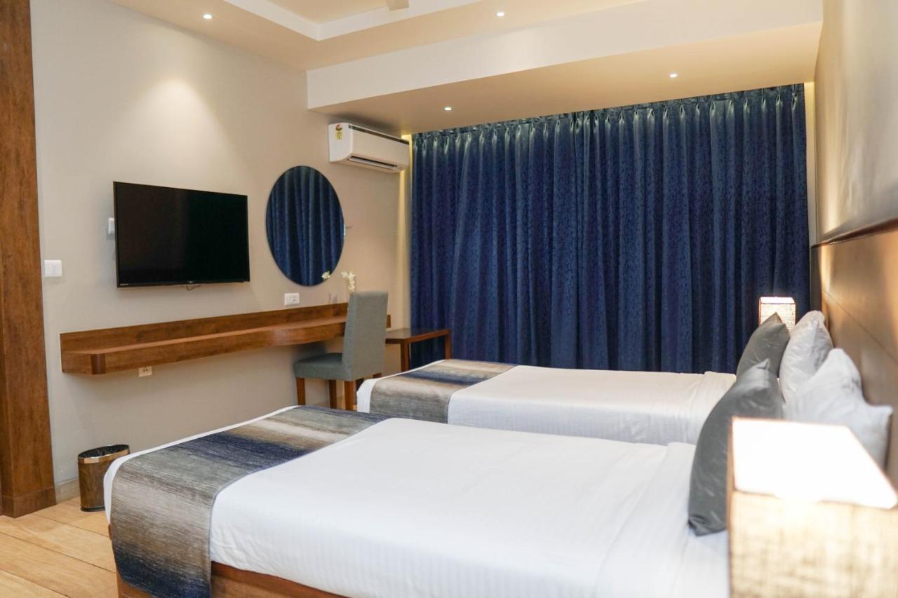 Cosmique Clarks Inn Suites Goa Margao Exteriér fotografie