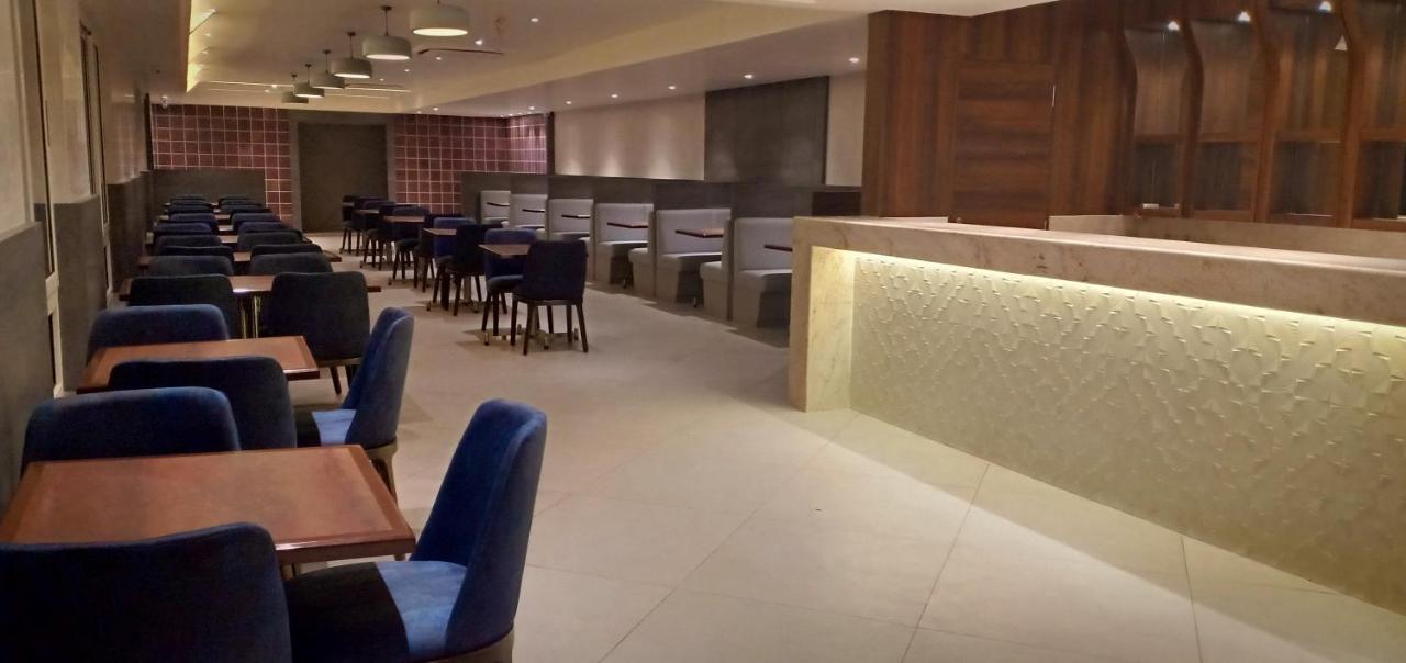 Cosmique Clarks Inn Suites Goa Margao Exteriér fotografie