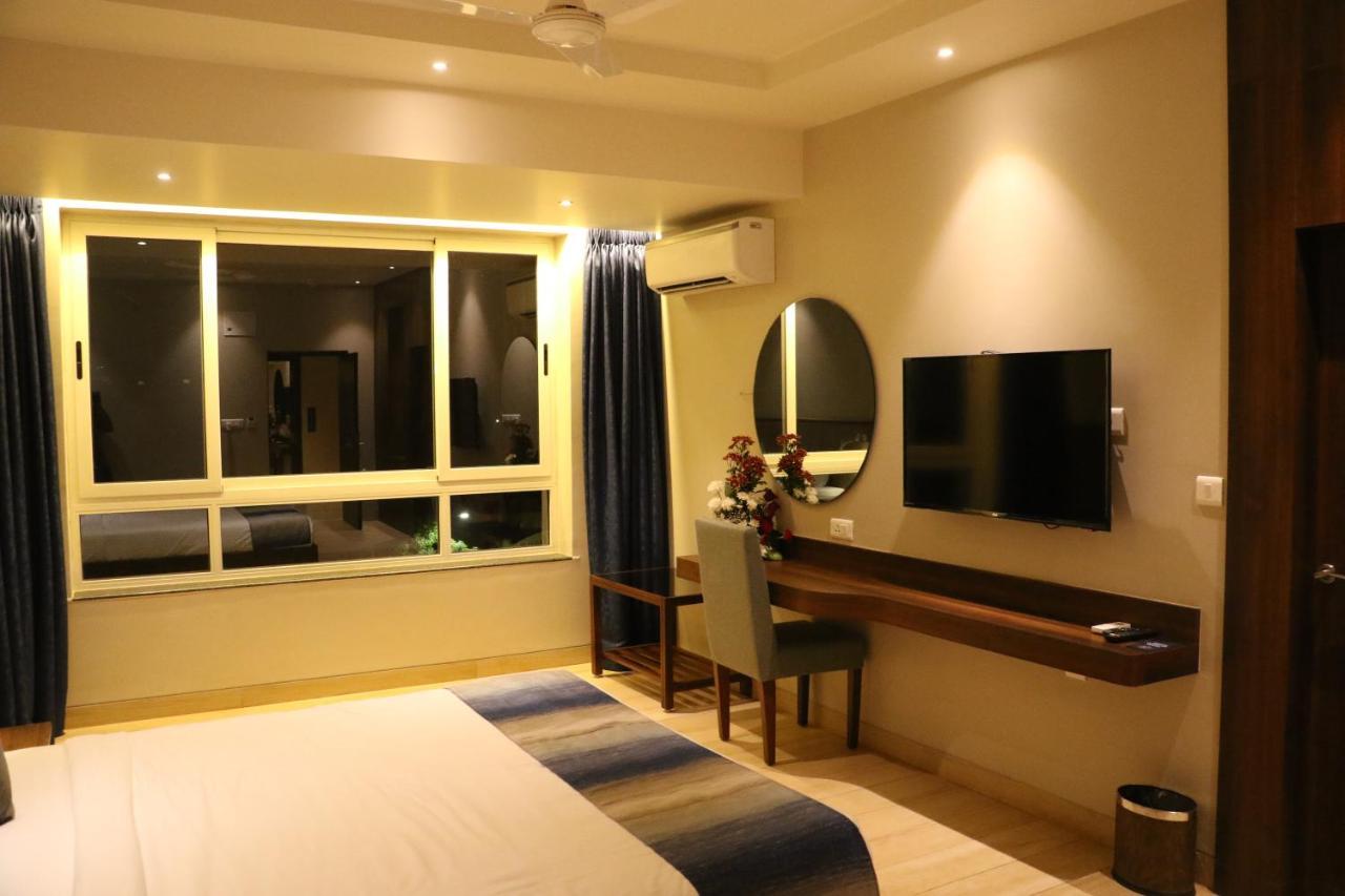 Cosmique Clarks Inn Suites Goa Margao Exteriér fotografie