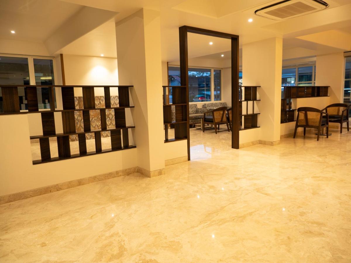 Cosmique Clarks Inn Suites Goa Margao Exteriér fotografie